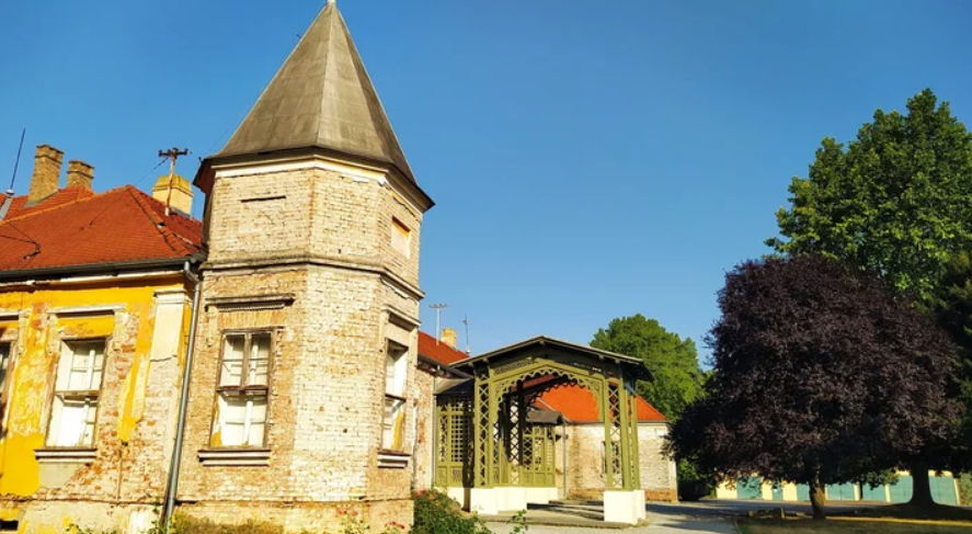 Adamović-Cseh Castle, Croatia